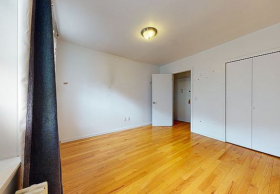 3rd image of 123 E 7th St APT 3E