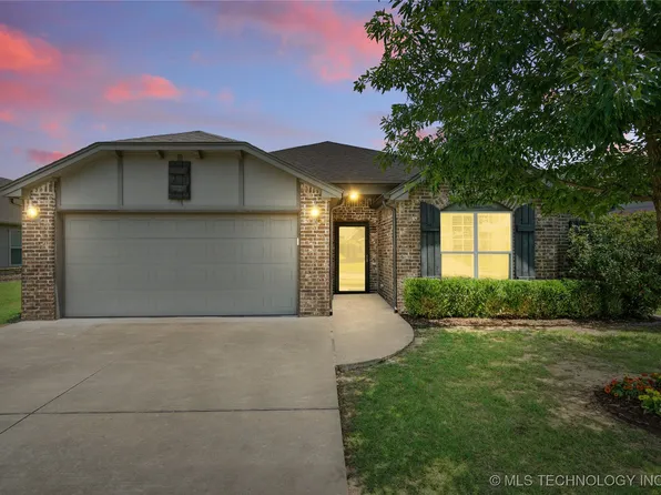 10387 S Nathan St, Jenks, OK 74037