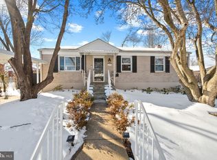 11702 Ashley Dr, Rockville, MD 20852