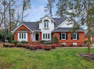 119 Comstock Dr, Colonial Heights, VA 23834