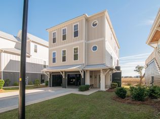23 Half Shell Ct, Pawleys Island, SC 29585