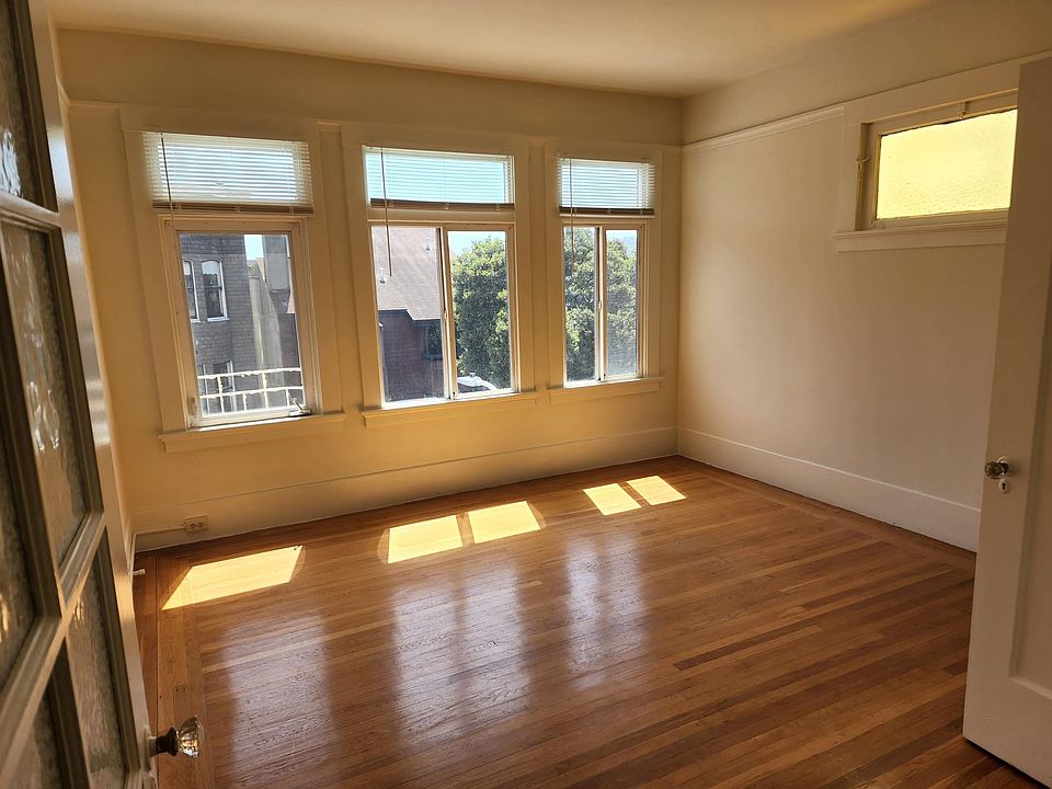 1st image of 1920 Pine St #8