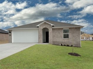 3120 N Bella St, Siloam Springs, AR 72761