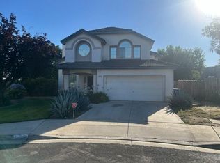 3631 Larkin Ave, Clovis, CA 93612