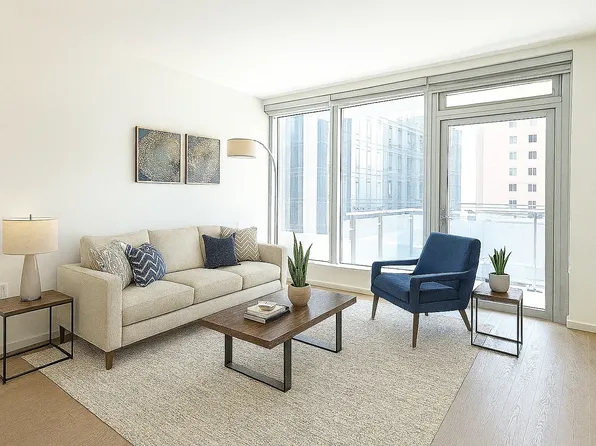 133-27 39th Avenue image 15 of 19