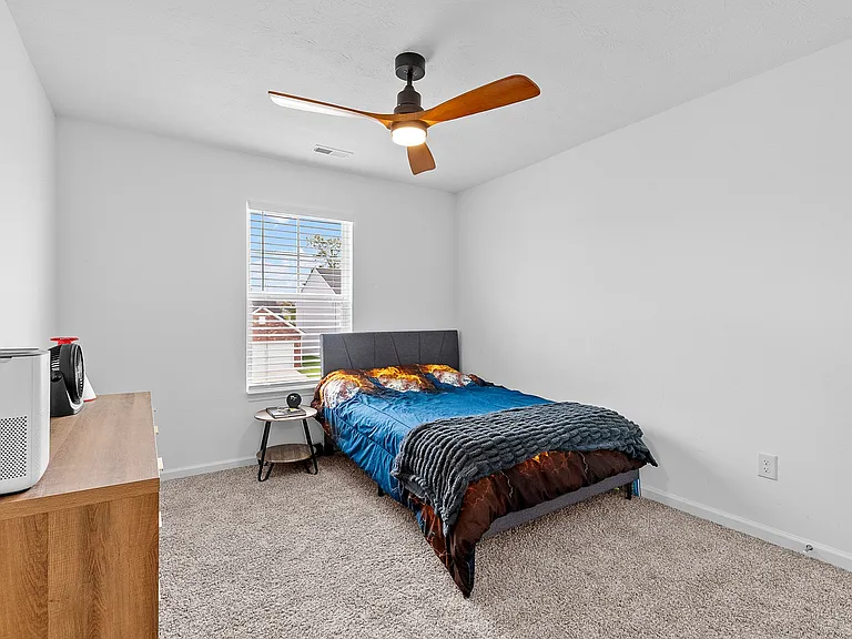 5015 Schaefer Ln — Photo 33