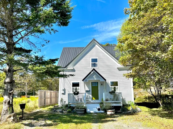37 Adams Street, Eastport, ME 04631