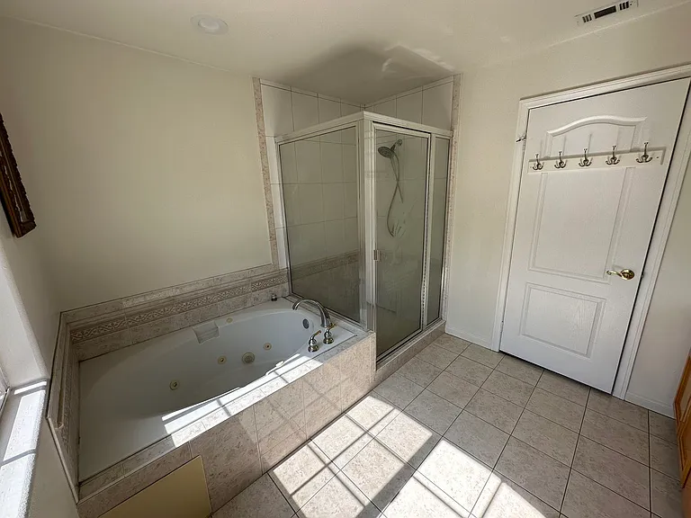 607 E Newmark Ave #B — Photo 9