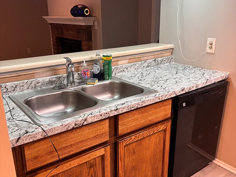 5552 Mountain Springs Cir — Photo 4