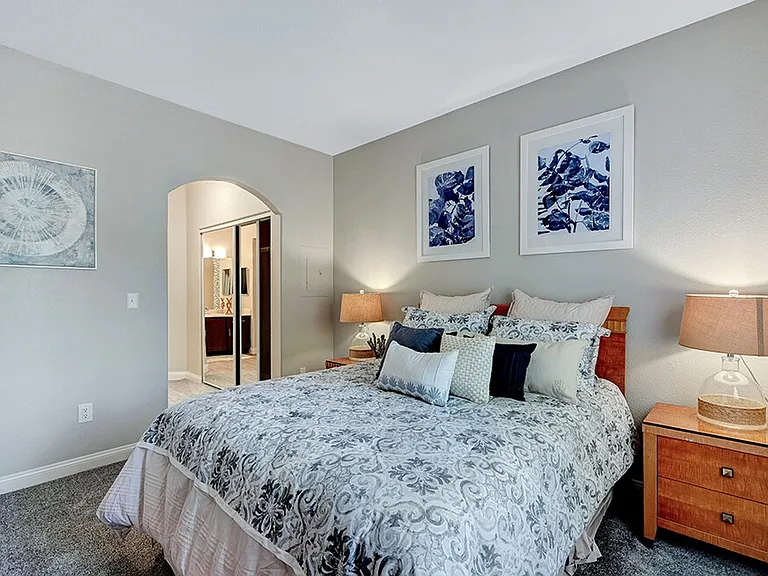 Canyon Villas Apartments — Photo 13