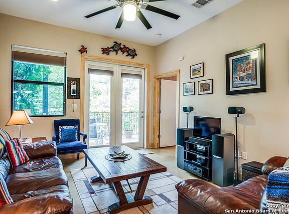 5th image of 1542 N Alamo St Unit 108