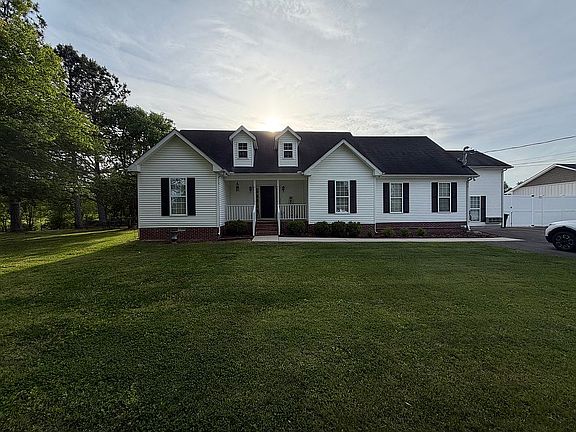 2nd image of 106 Cascade Ln