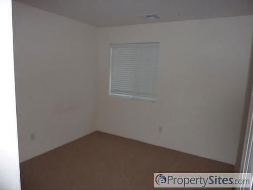 3rd image of 1156 E Mayfield Dr