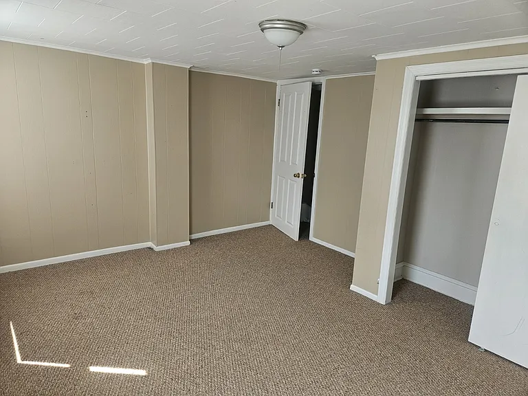 761 Chestnut St — Photo 12