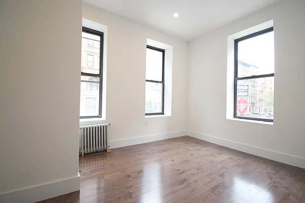 Rented by Skyward | media 9