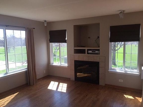 4th image of 4644 Courtney Dr
