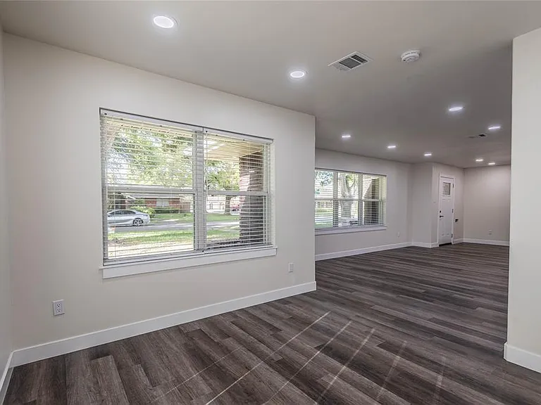 6003 De Moss Dr — Photo 6