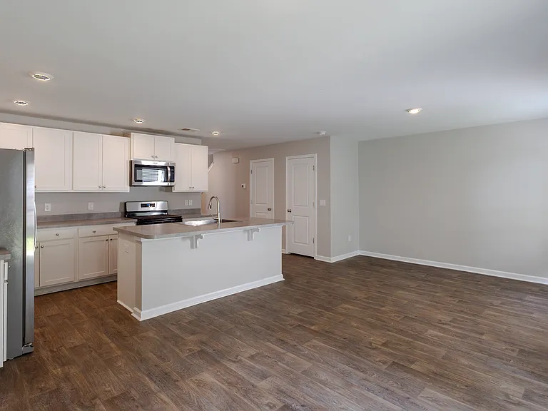 236 Spencer Cir — Photo 10