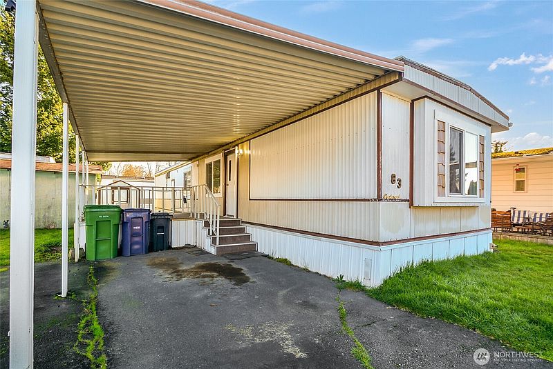 5th image of 16600 25th Avenue NE #83