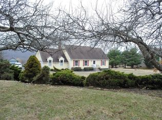 223 W Valley Brook Rd, Califon, NJ 07830