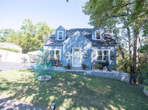 67 Ridge Rd, Pittsburgh, PA 15221