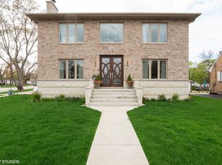 2236 Harrison St, Glenview, IL 60025