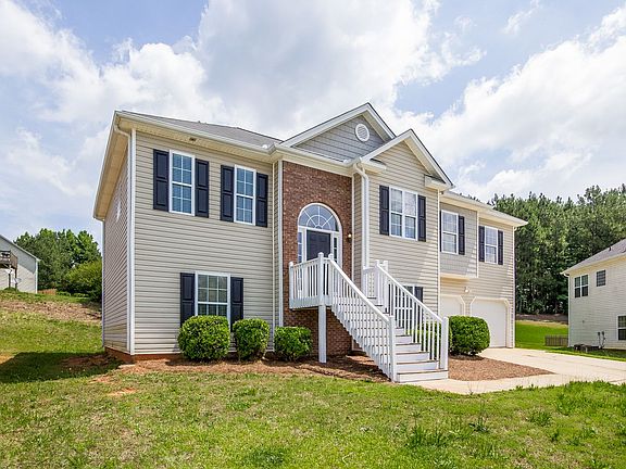2nd image of 4766 Harrod Ct