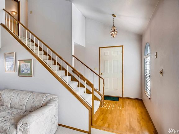 3rd image of 21504 SE 292nd Ct
