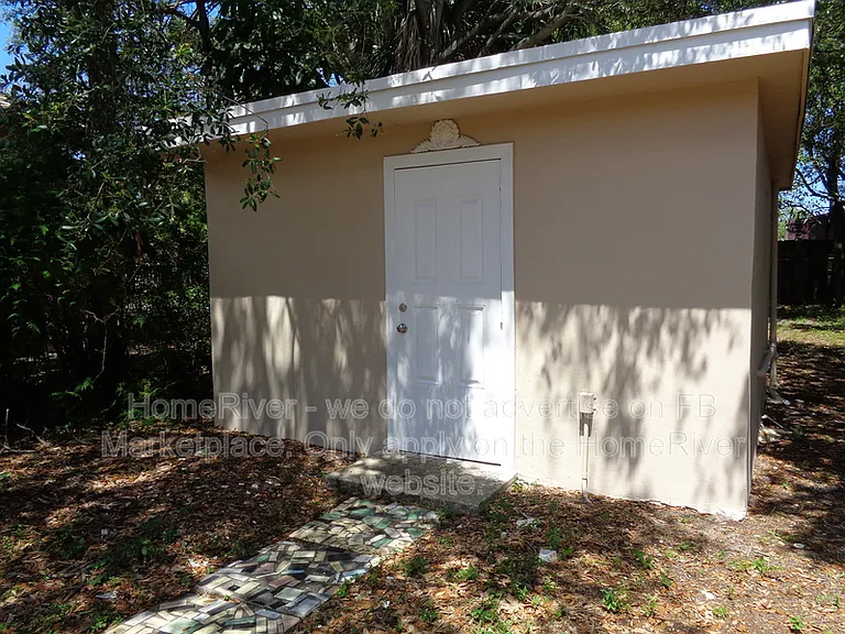 500 NW 9th Ave — Photo 18