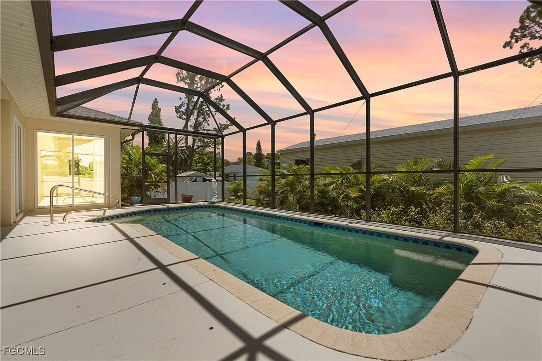 NEIGHBORHOOD｜11SS Acre/ C-JKT（L） 2611 11th St W, Lehigh Acres, FL 33971 | Zillow