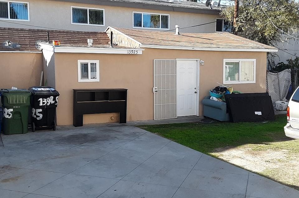 1st image of 13925 Coteau Dr