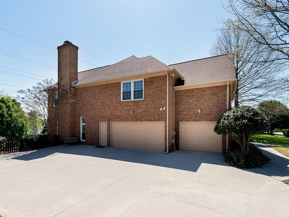 12108 Brookstone Dr Knoxville TN 37934 Zillow