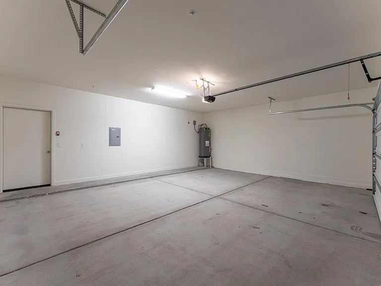 432 S 32nd St #120 — Photo 42