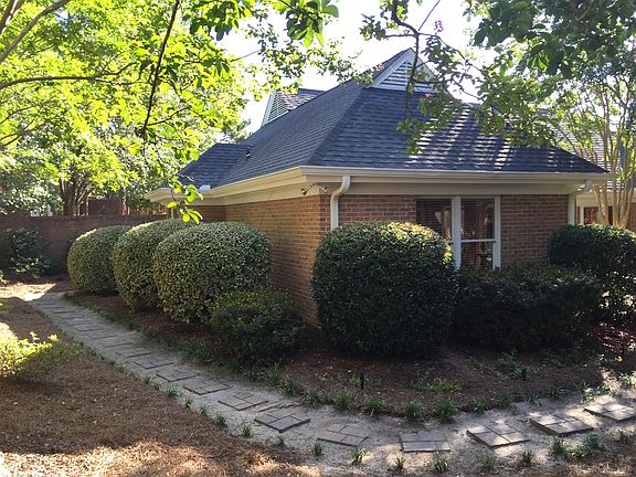 5th image of 408 White Birch Cir