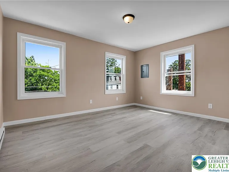 1500 Washington St #3 — Photo 4