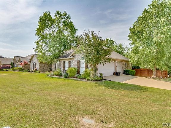 3rd image of 2023 Harrison Dr