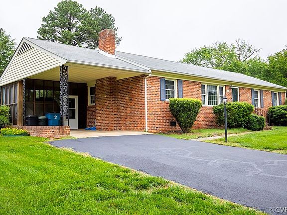 2nd image of 9291 Howard Dr