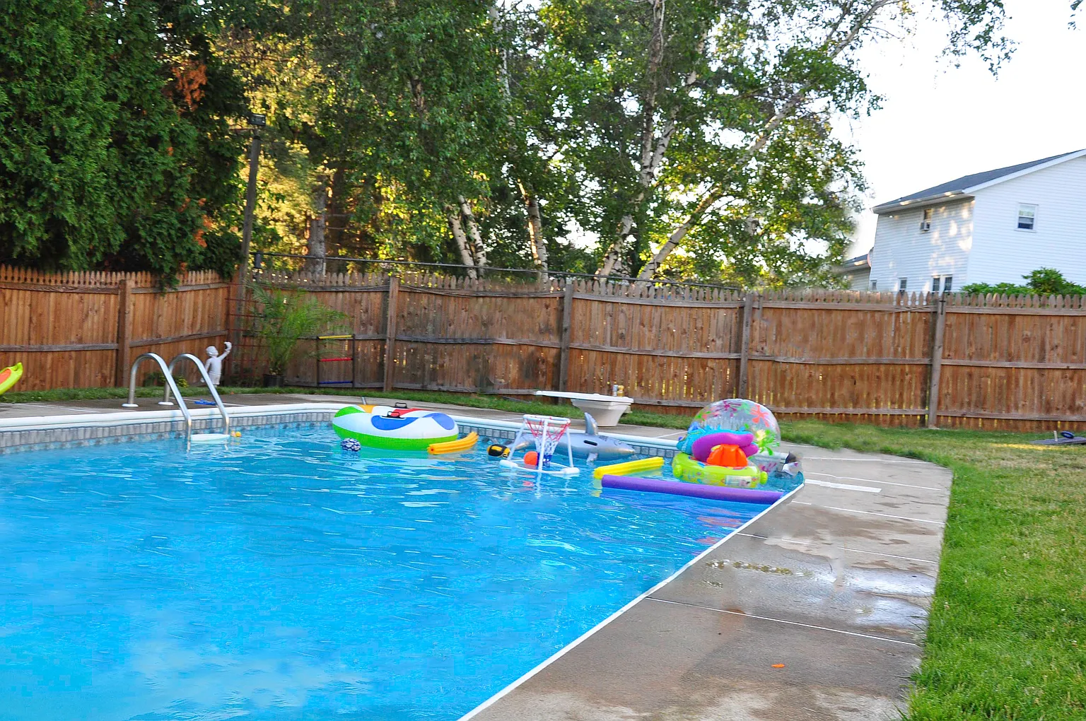 83 Deerpath Dr photo 1