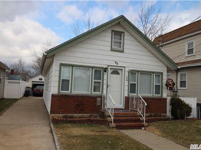 96 West Blvd, East Rockaway, NY, 11518
