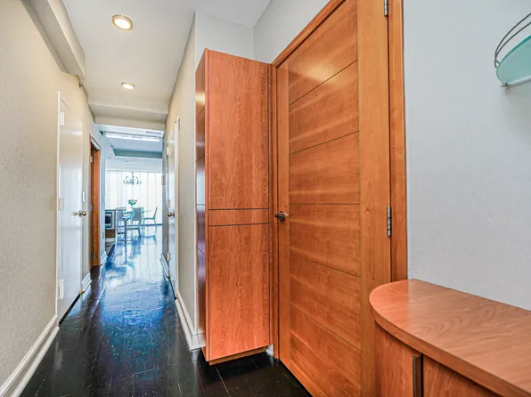 1702 Avenue Z image 5 of 40