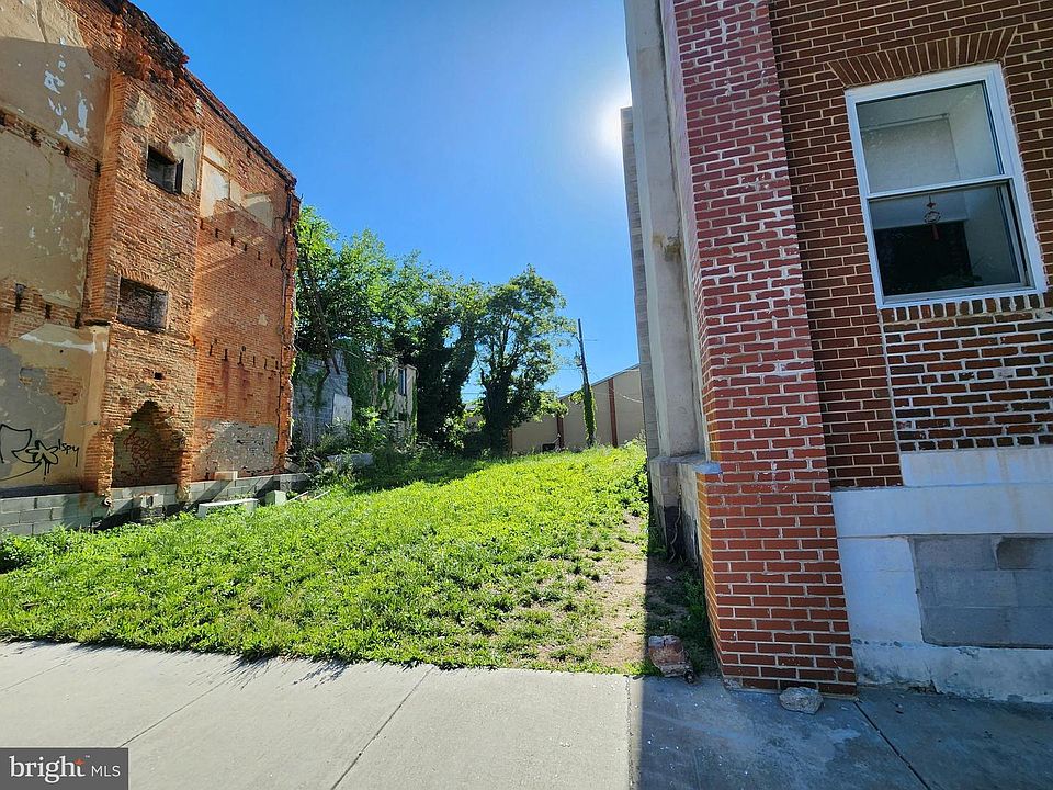 2nd image of 1305 N Central Ave