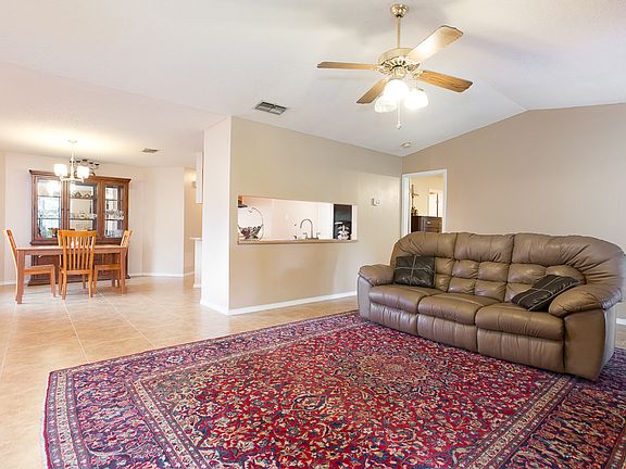 4th image of 619 Saddlebrook Dr