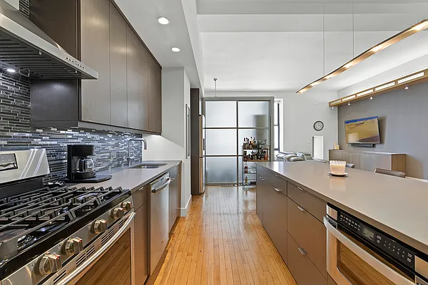 Rented by Corcoran | media 6