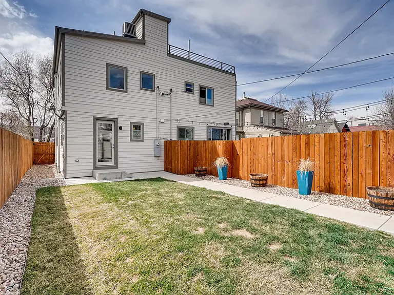410 Inca St — Photo 28