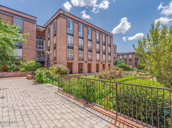 1400 Kenesaw Ave APT 12B, Knoxville, TN 37919