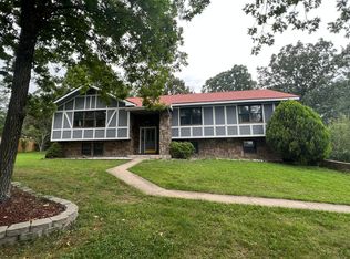 109 La Salle Dr, Waynesville, MO 65583