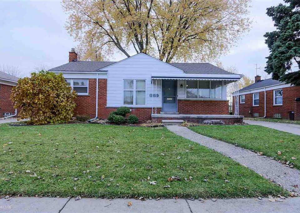 1st image of 28612 Edward St