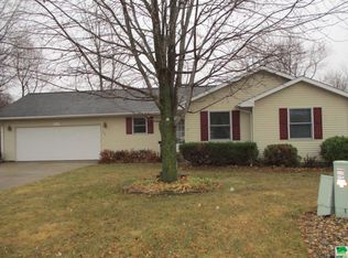 100 Chief St, Cherokee, IA 51012