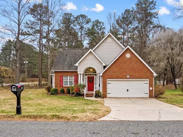 105 Whimbrel Ln, Mooresville, NC 28117