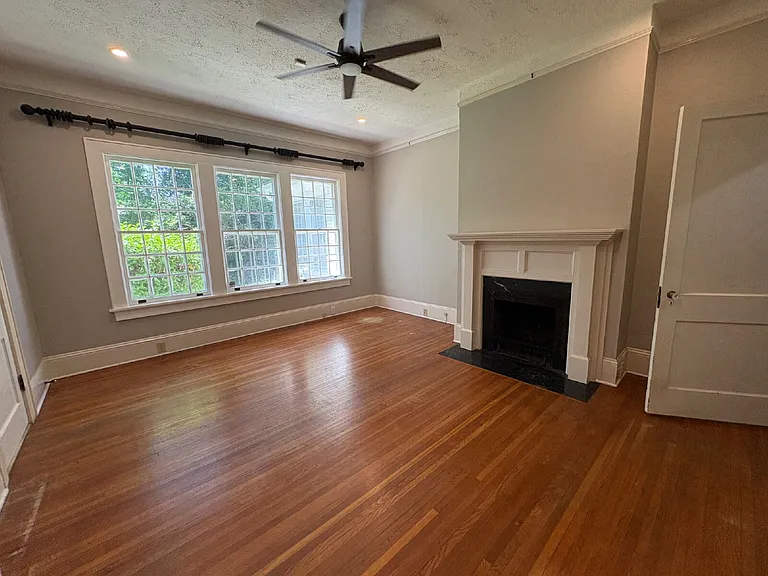 310 Hinsdale Ave — Photo 10